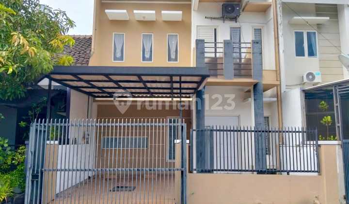 For Rent: Beautiful 2-Story House Ready to Occupied in Wonorejo Asri Surabaya For Rent: Beautiful 2-Story House Ready to Occupied in Wonorejo Asri Surabaya