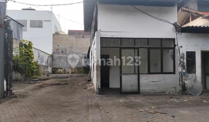 Rent House and Land for Office in Penjaringan Sari Rent House and Land for Office in Penjaringan Sari