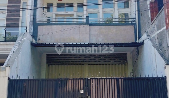 FOR RENT: 3-Story Ruko (Shop House) in Rungkut 1