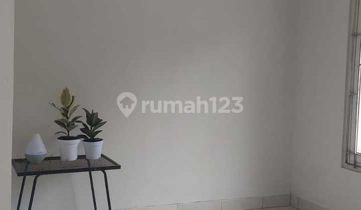 For Sale. Cheap Second House Fully Renovated in Pelita Air Complex. 2