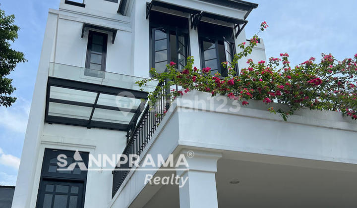 Townhouse 3 Lantai Murah Pinggir Jalan Raya Jagakarsa,Jaksel 2