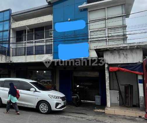 Ruko 2 Lantai dan 4 Kios Murah Full Terisi Dekat Tol Margonda