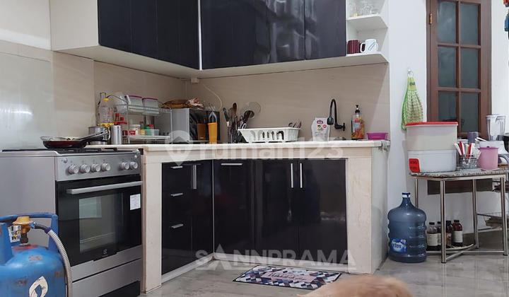 Hunian Mewah 3 Lantai dengan City View Terbaik di Depok! 2