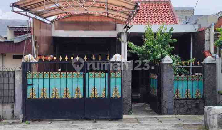 Rumah Second Murah Tanah Luas Dipinggir Jalan Sukmajaya Depok 1