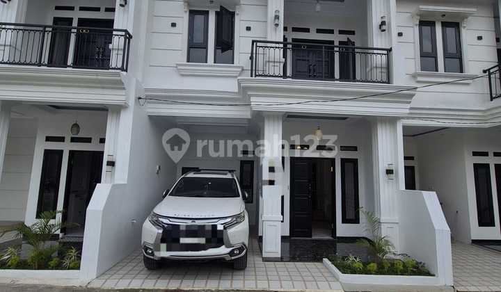 Dijual Rumah 2 Lantai Siap Huni Murah Dlm Perumahan Maharaja Didepok