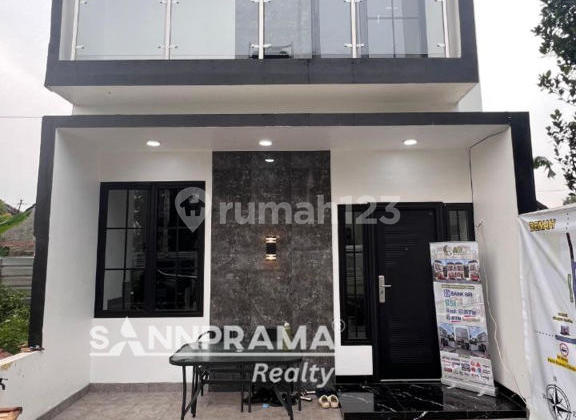 Punya Rumah 2 Lantai dengan Balkon & Smart System - Bebas Banjir, Dekat LRT!