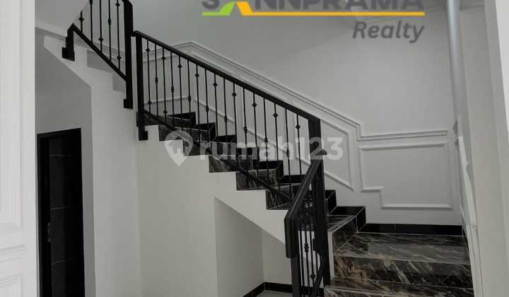 Luxury House Ready to Live In Cheap In Cluster Dikebagusan South Jakarta 2