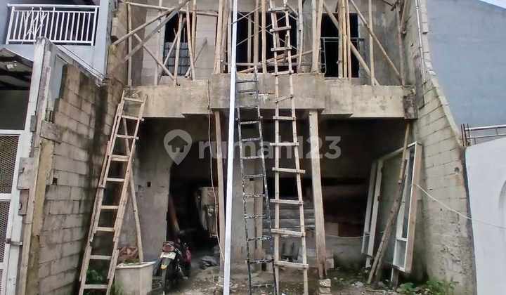 2-Story House in a Cheap Cluster with SHM in Beji, Depok 2-Story House in a Cheap Cluster with SHM in Beji, Depok