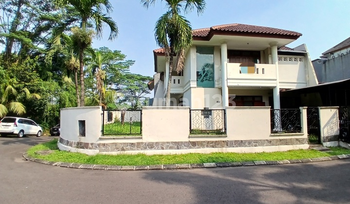 Di Jual Rumah Hoek 2 Lantai Di Citra Gran Cibubur
