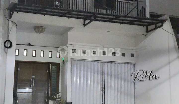 Rumah 2 Lantai Pinggir Jalan Ciracas Cibubur 2