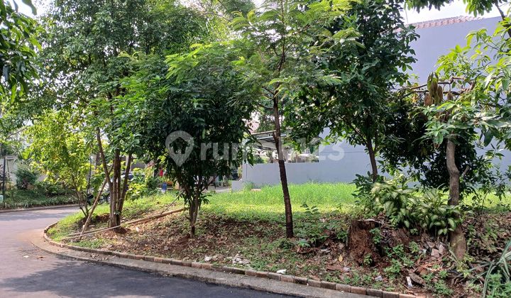 For Sale Corner Plot in Legenda Wisata Cibubur