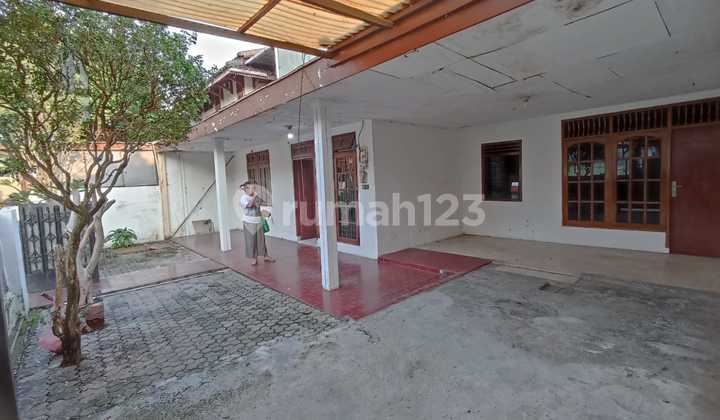 For Sale House in Cilandak South Jakarta Needs Minimal Renovation
