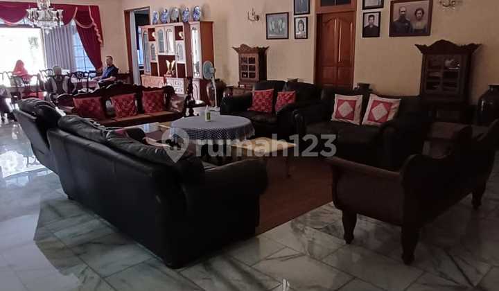 Rumah Kolam Renang di Bambu Apus Cipayung Jakarta Timur 2