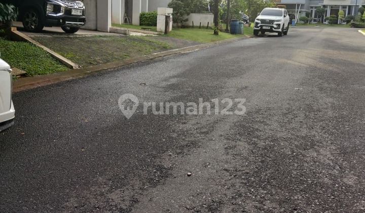 Neat Beautiful House in the Tourist City of Cibubur 2