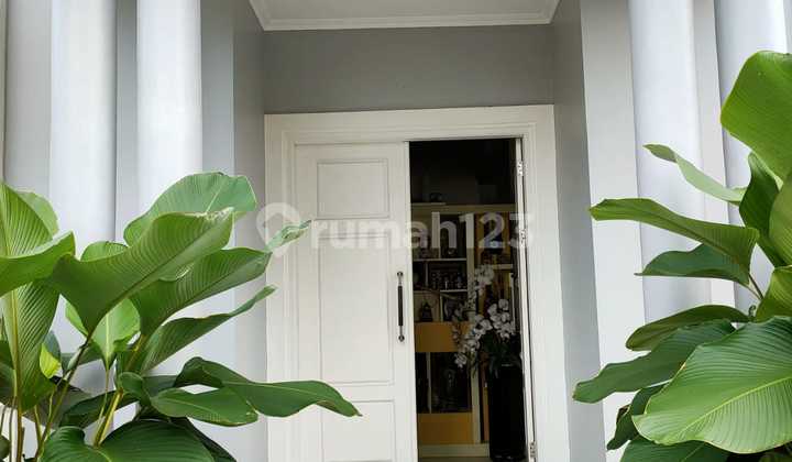 Neat Luxury House in Ceger Cipayung, East Jakarta 2