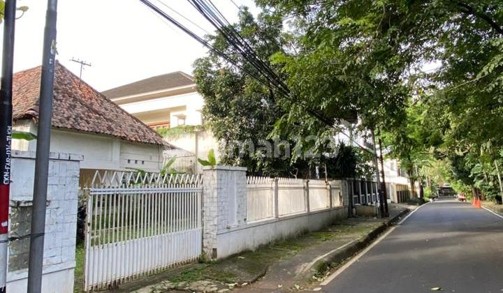 Rumah Tua di Pengangsaan Menteng Pusat 2