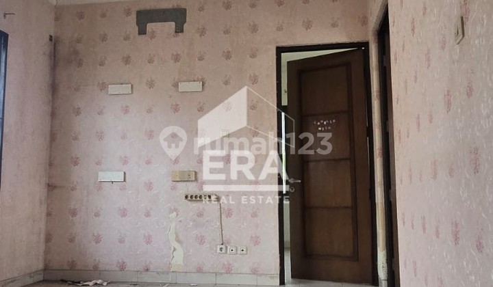 Disewakan Rumah Eksklusif di Cluster Aralia - Bekasi! 2