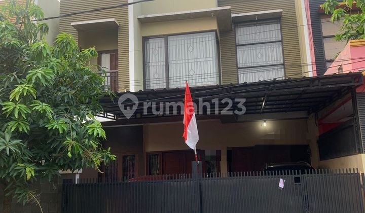 Quick Sale, Neat Ready-to-Occupy House in Grand Galaxy Bekasi