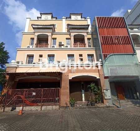 Ready-to-Use Shophouse for Business in Kelapa Gading