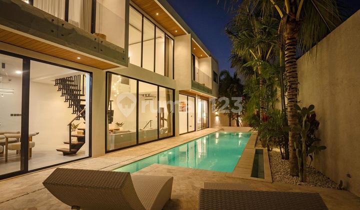 Luxur Villa For Lease