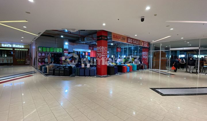 Dalam Mall Trans Studio Makassar Di Lt1 (baca Deskripsi) Dalam Mall Trans Studio Makassar Di Lt1 (baca Deskripsi)