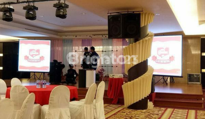 Premium Multipurpose Business Space in Downtown Chinatown Area Premium Multipurpose Business Space in Downtown Chinatown Area