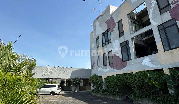 4-Storey Building + Former Restaurant - Near Sier