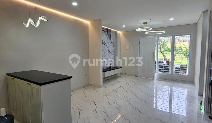 Comfortable 2-Story House Ready to Occupy, Flood-Free in Delatinos Cluster, BSD, Tangerang