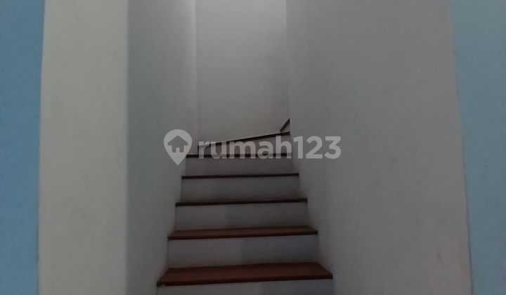 2-Story Ready-to-Occupy Rental House in a Strategic Location at Bintaro Jaya - South Tangerang 2