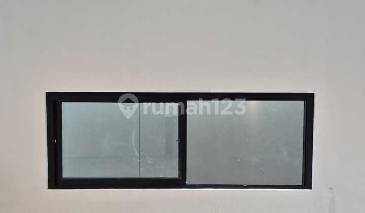 Rumah Bagus Minimalist Lokasi Strategis Cocok untuk Investasi di Bintaro - Tangerang Selatan 2