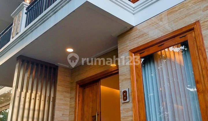 Sewa Rumah Tinggal Mewah Exclusive Lokasi Strategis di Lebak Bulus, Jakarta Selatan Sewa Rumah Tinggal Mewah Exclusive Lokasi Strategis di Lebak Bulus, Jakarta Selatan