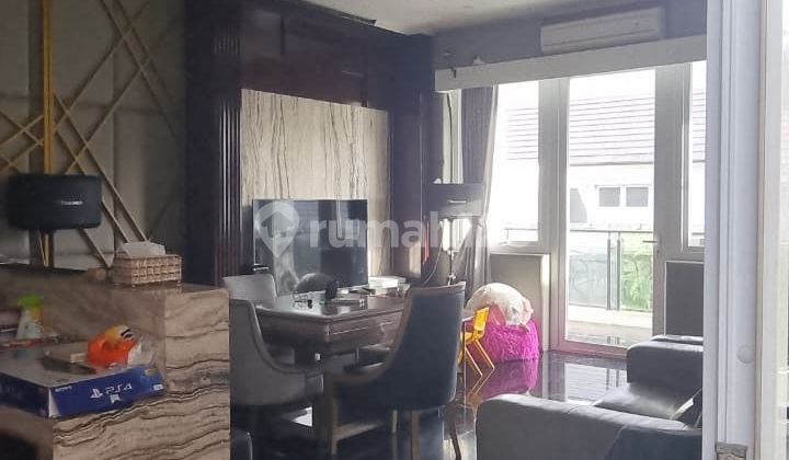 Jual Cepat! Rumah Bagus Siap Huni di Cluster Whitsand Greenwich Bsd - Tangerang 2