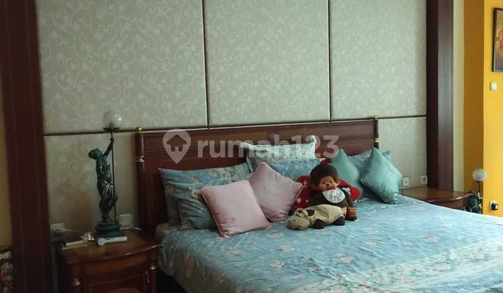 HOT DEALS- Rumah Strategis Dijual di Jakarta Selatan - Dekat Citos !!