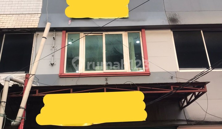 Ruko 3 Lantai Lokasi Strategis Dekat dengan Stasiun MRT Fatmawati di Fatmawati, Jakarta Selatan