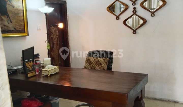 3-Floor Business Space + Livable Rooftop, Strategic Location in Kemang, South Jakarta 3-Floor Business Space + Livable Rooftop, Strategic Location in Kemang, South Jakarta