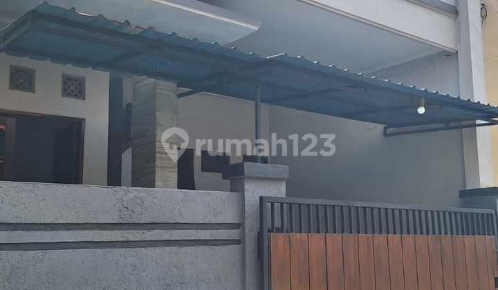 Rumah 2 Lt Dekat Dengan Living World Denpasar Timur 
