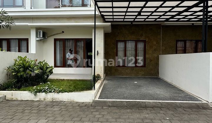 2-Story Modern House Near Ngurah Rai Airport 2-Story Modern House Near Ngurah Rai Airport