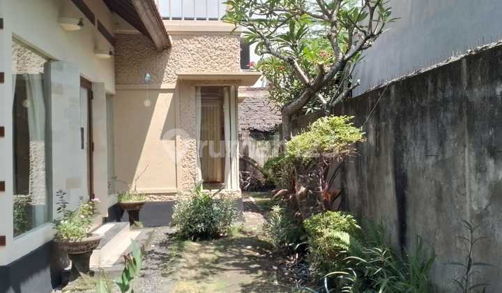 Rumah Modern Dekat Dengan Rumah Sakit Bali Mandara Di Sanur 