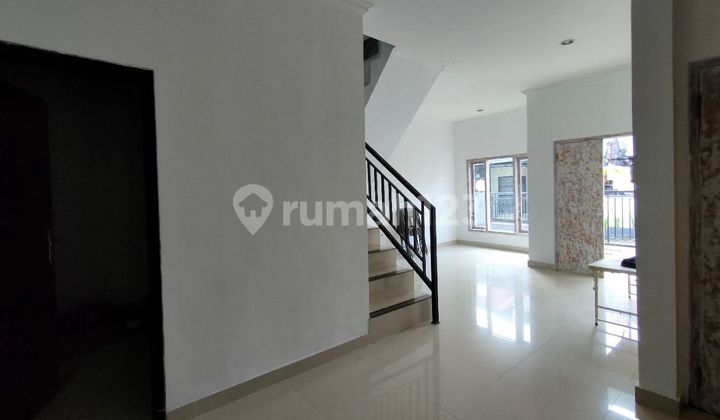 2-Story House Near Living Word Area in Central Gatsu 2-Story House Near Living Word Area in Central Gatsu