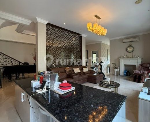 For Sale Luxury House in Senopati, Kebayoran Lama - South Jakarta 2