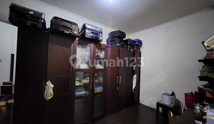 For Sale 2-Story House in Florence PIK 2