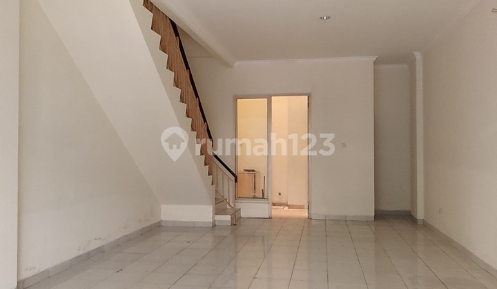 For Sale Cordoba Ruko PIK Facing Inward For Sale Cordoba Ruko PIK Facing Inward