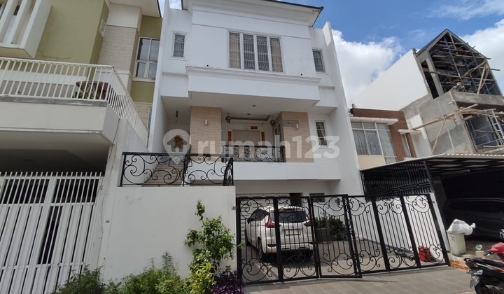 Dijual Rumah Minimalis 3 Lantai di Kano Indah PIK Dijual Rumah Minimalis 3 Lantai di Kano Indah PIK