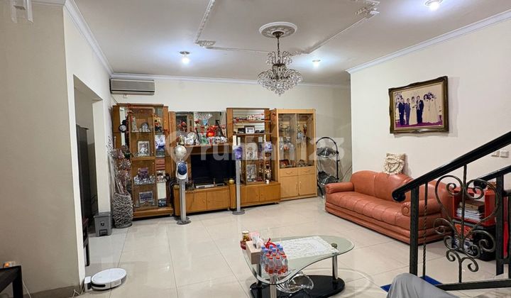 Dijual Rumah 2,5 Lantai di Florence PIK 2