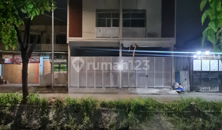 Rumah Usaha Baru Lokasi Strategis Selalu Ramai Dari Pagi-malam