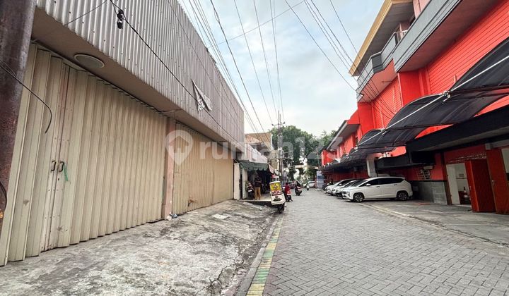For Rent: Gubeng Kertajaya Shop House, Former Showroom, Strategic Location 2
