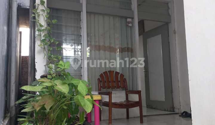 Dijual Rumah Tengah Kota Sidoarjo Dijual Rumah Tengah Kota Sidoarjo