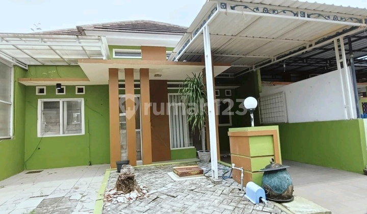 For Sale Ready-to-Occupy House in Taman Dhika Near Citra Garden and Sidoarjo Toll Road 2