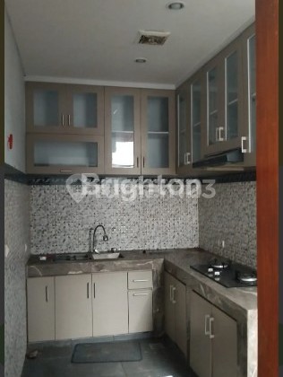 MURAH! RUMAH SEWA DI DEWI SRI KUTA - 4KT, CARPORT 3 MOBIL. AKAN DISERVIS SEBELUM PENYEWA MASUK (CLWF) 2