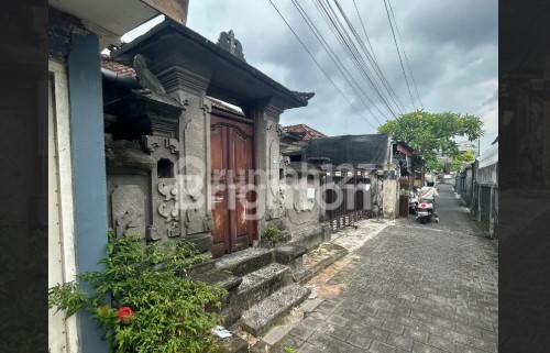 TANAH 380M2 DI TENGAH KOTA DENPASAR, HARGA TERGOLONG MURAH DAN ADA BONUS BANGUNAN (ICCR) TANAH 380M2 DI TENGAH KOTA DENPASAR, HARGA TERGOLONG MURAH DAN ADA BONUS BANGUNAN (ICCR)